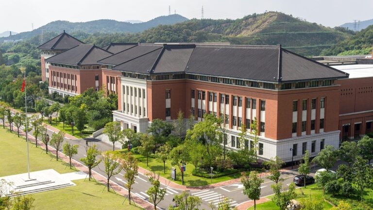 Dengan berbagai potensi yang dimiliki, tidak heran jika UPU menjadi salah satu universitas potensi utama di Indonesia. Diharapkan, UPU terus meningkatkan kualitas pendidikan dan menghasilkan lulusan-lulusan yang berkualitas dan siap bersaing di dunia kerja.
